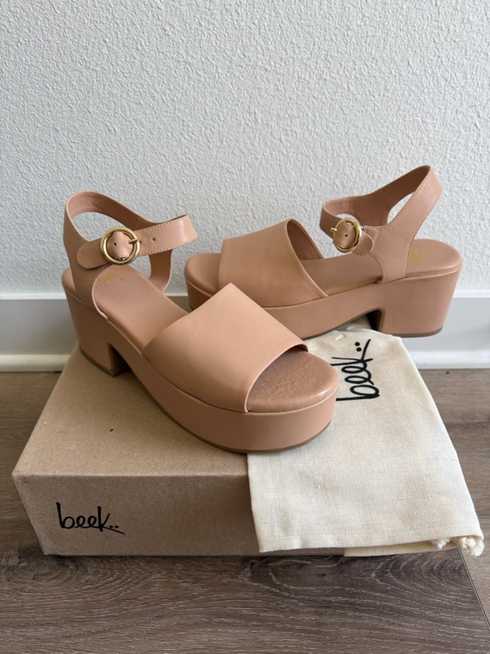 NIB Beek Anthropologie Beach Beige Leather Platform Sandals size 10 $290